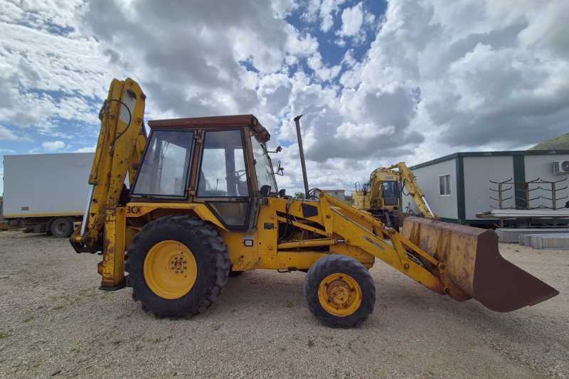 OmecoHub - Immagine JCB 3CX